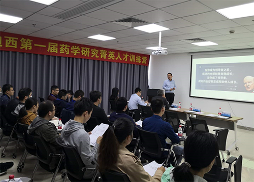 PP电子游戏人力资源总监陈华山